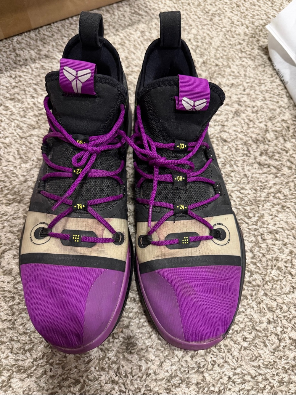 Kobe Bryant mens Athletic Shoes - Black & Purple